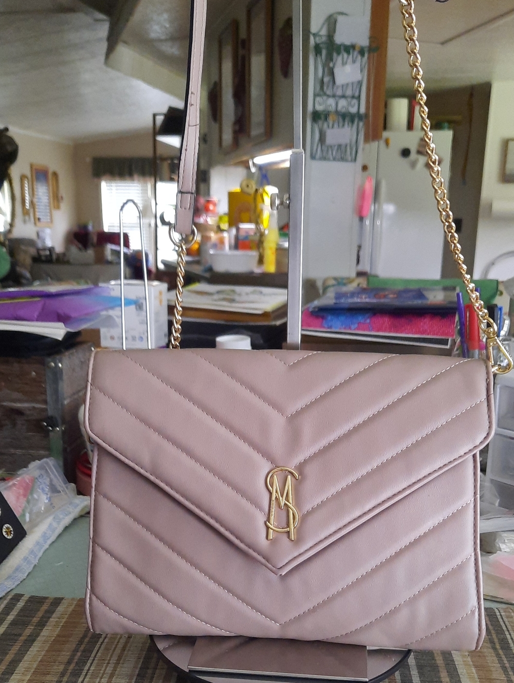 Steve Madden Quilted Chevron Crossbody in Dusty Rose with Gold Chain
